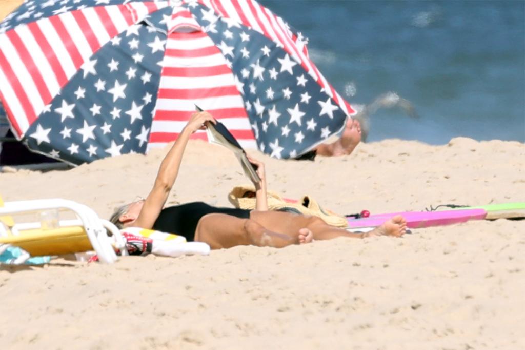 Sarah Jessica Parker hits the beach in the Hamptons.