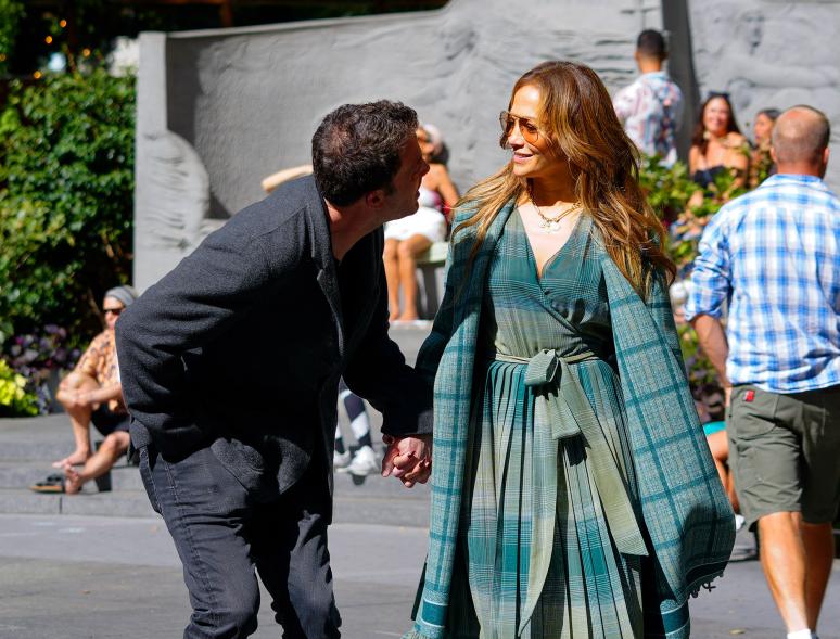 Ben Affleck and Jennifer Lopez in NYC