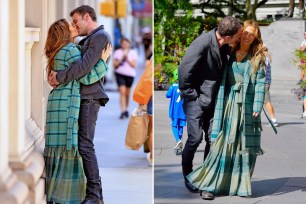 Ben Affleck and Jennifer Lopez kissing in NYC