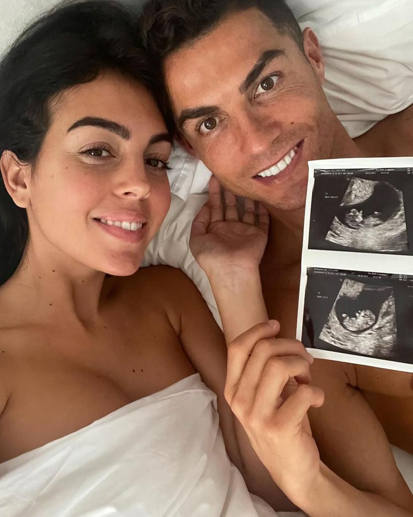 Cristiano Ronaldo, Georgina Rodriguez hold sonogram.