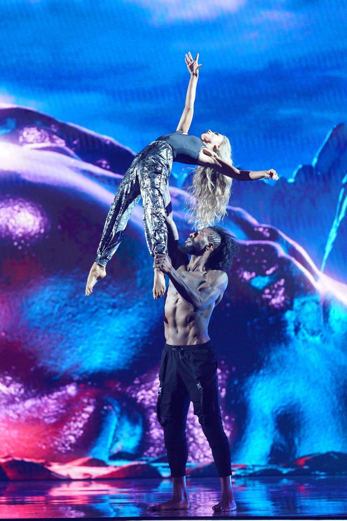 Daniella Karagach and Iman Shumpert performing on “Dancing With the Stars.”