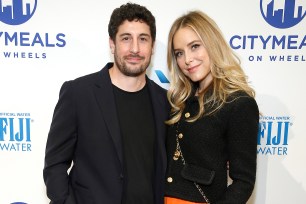 Jason Biggs and Jenny Mollen.