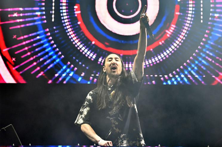 Steve Aoki.