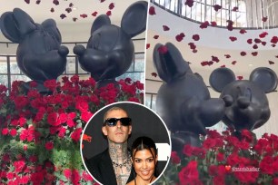 Travis Barker gifts Kardashian a lavish Valentines Day arrangement.