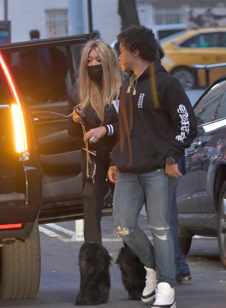 Wendy Williams walking with son Kevin Hunter Jr.