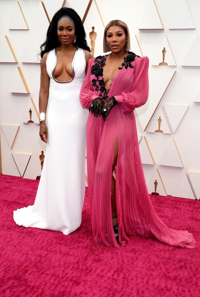 Venus Williams and Serena Williams attend the 94th Annual Academy Awards at Hollywood and Highland on March 27, 2022