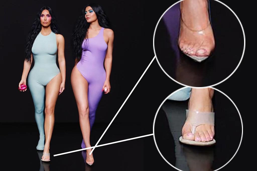 One fan even referenced back to photos from the same photoshoot in which the sisters had 5 toes.