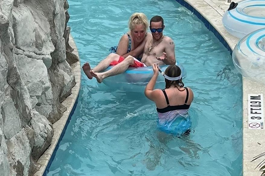 Mama June, Justin Stroud in a pool.