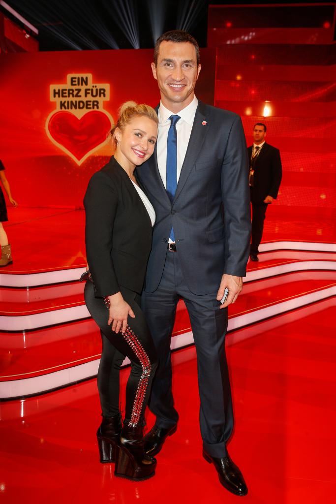 Hayden Panettiere and Wladimir Klitschko on a red carpet.