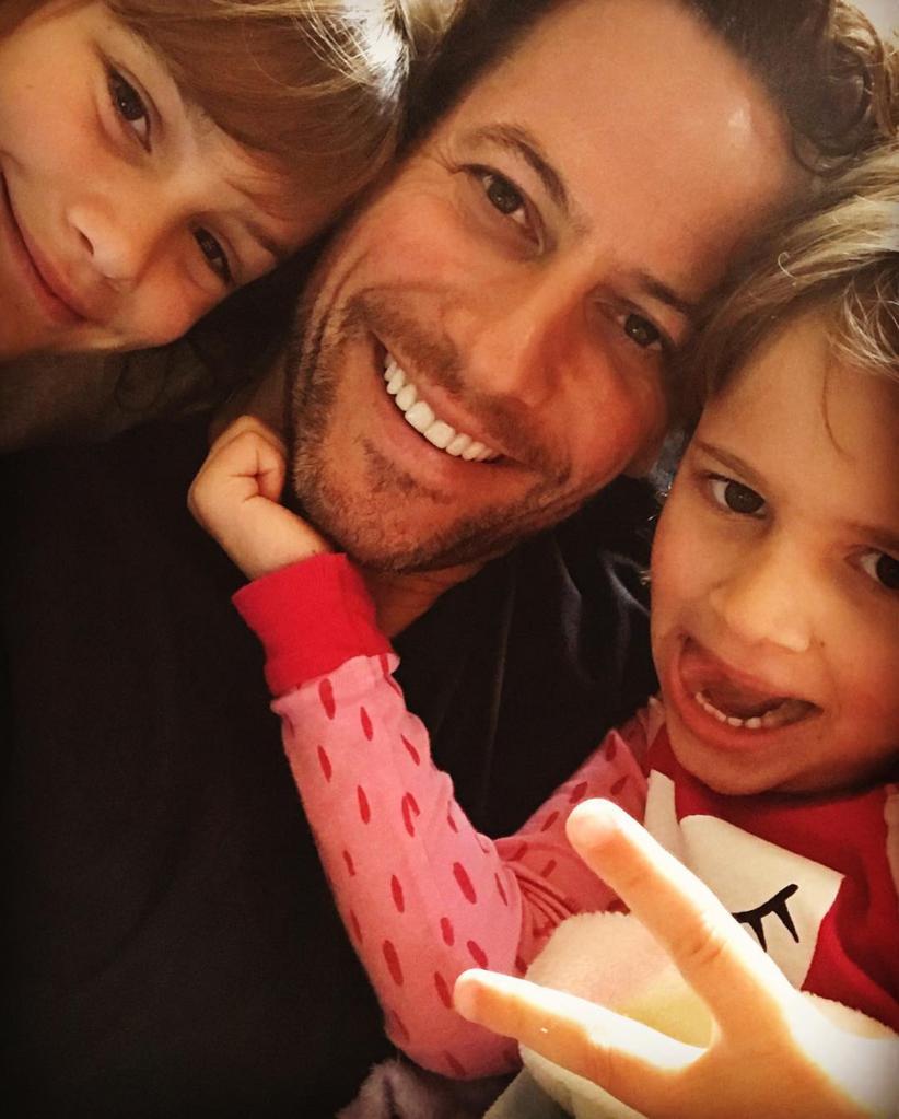 A selfie of Ioan Gruffudd and their two daughters