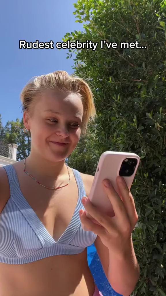 Screenshot of JoJo Siwa's viral TikTok video