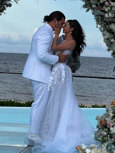 Scheana Shay and Brock Davies kissing on their wedding day