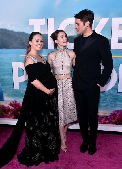 Billie Lourd, Kaitlyn Dever and Lucas Bravo