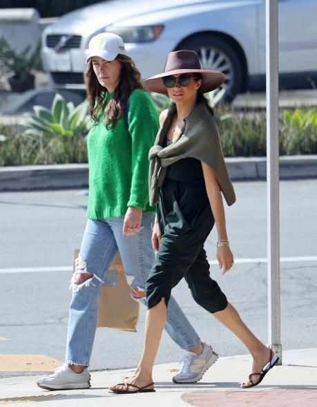 Markle went shopping in Montecito with a friend on Friday afternoon.