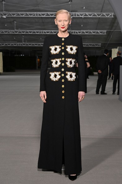 Tilda Swinton wears Schiaparelli at the Academy Museum Gala 2022.