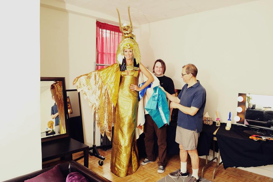 Heidi Klum dressed as Cleopatra.