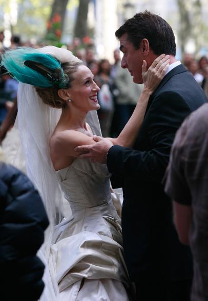 carrie bradshaw wedding gown