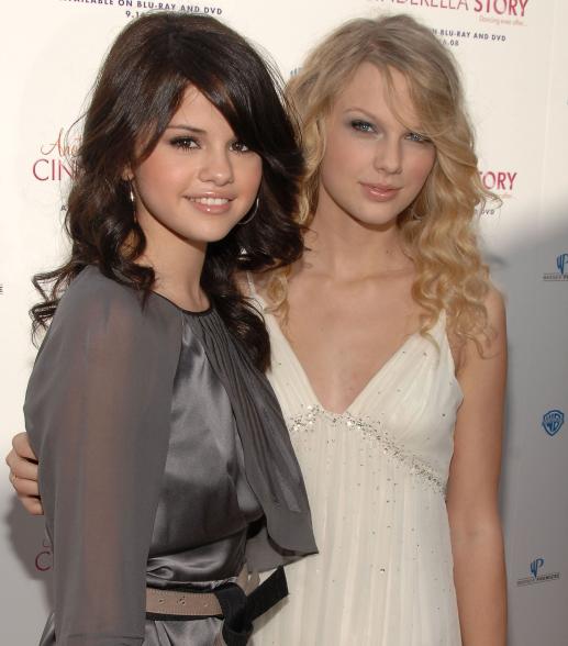 Selena Gomez and Taylor Swift on the red carpet