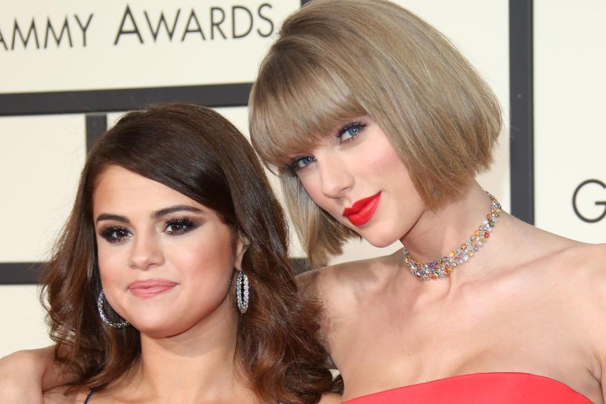 Selena Gomez and Taylor Swift on the red carpet