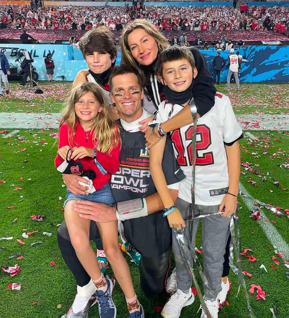 Tom Brady, Gisele Bündchen and their kids at Super Bowl