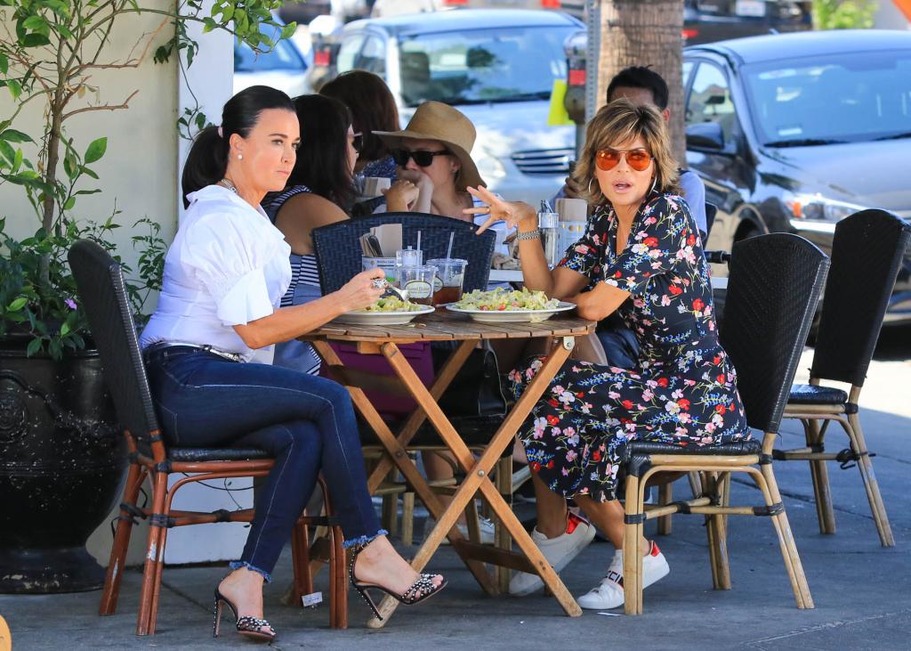 Kyle Richards and Lisa Rinna at lunch.