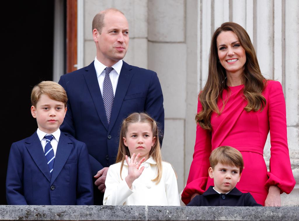 Prince William, Kate Middleton and their children, George, Charlotte and Louis on the balcony of Buckingham Palace in June 2022.