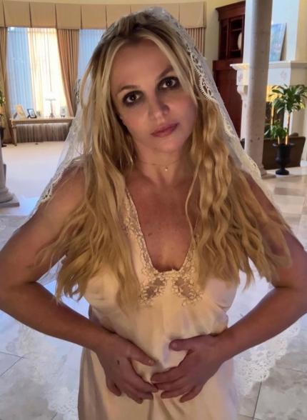 Britney Spears dancing in her house.