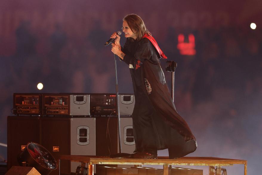 ozzy osbourne performing