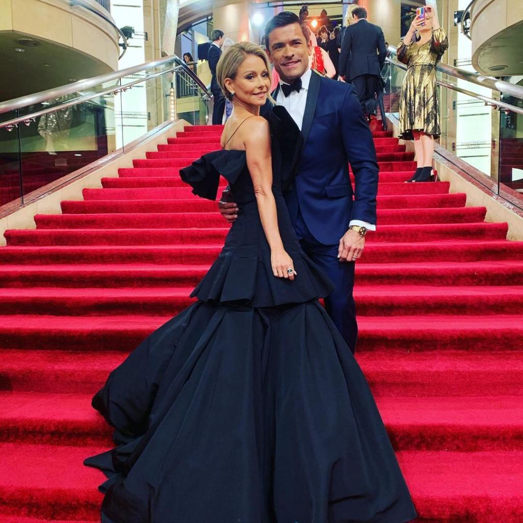 Kelly Ripa and Mark Consuelos pose in formalwear