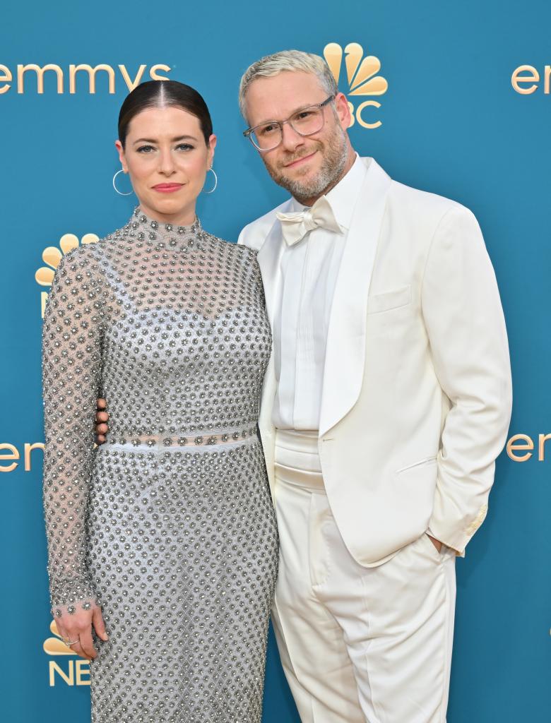 Lauren Miller Rogen and Seth Rogen at the 2022 Primetime Emmy Awards.