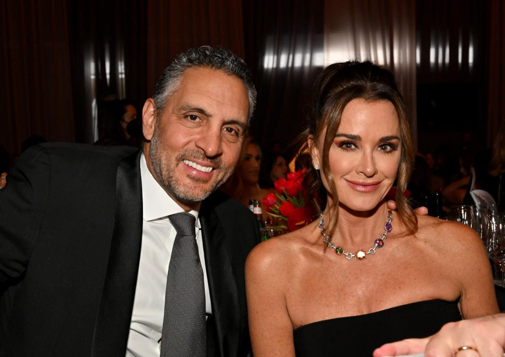 Mauricio Umansky and Kyle Richards at the 2023 Elton John AIDS Foundation Oscar Party