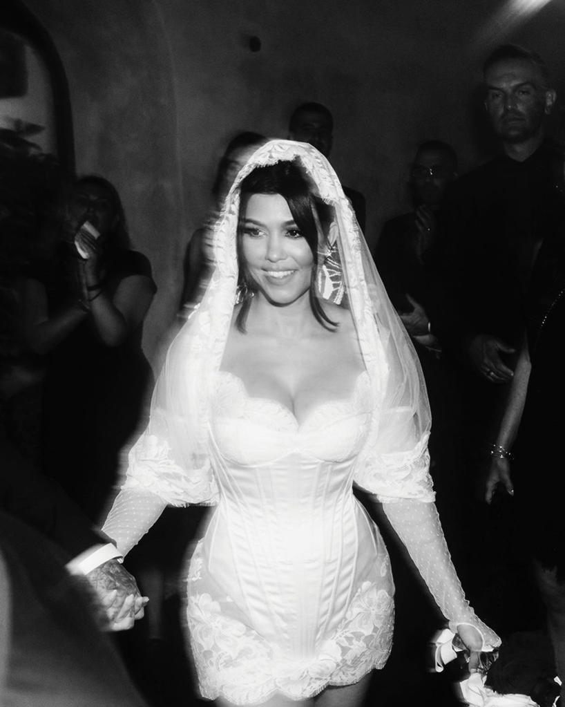 kourtney kardashian in wedding dress