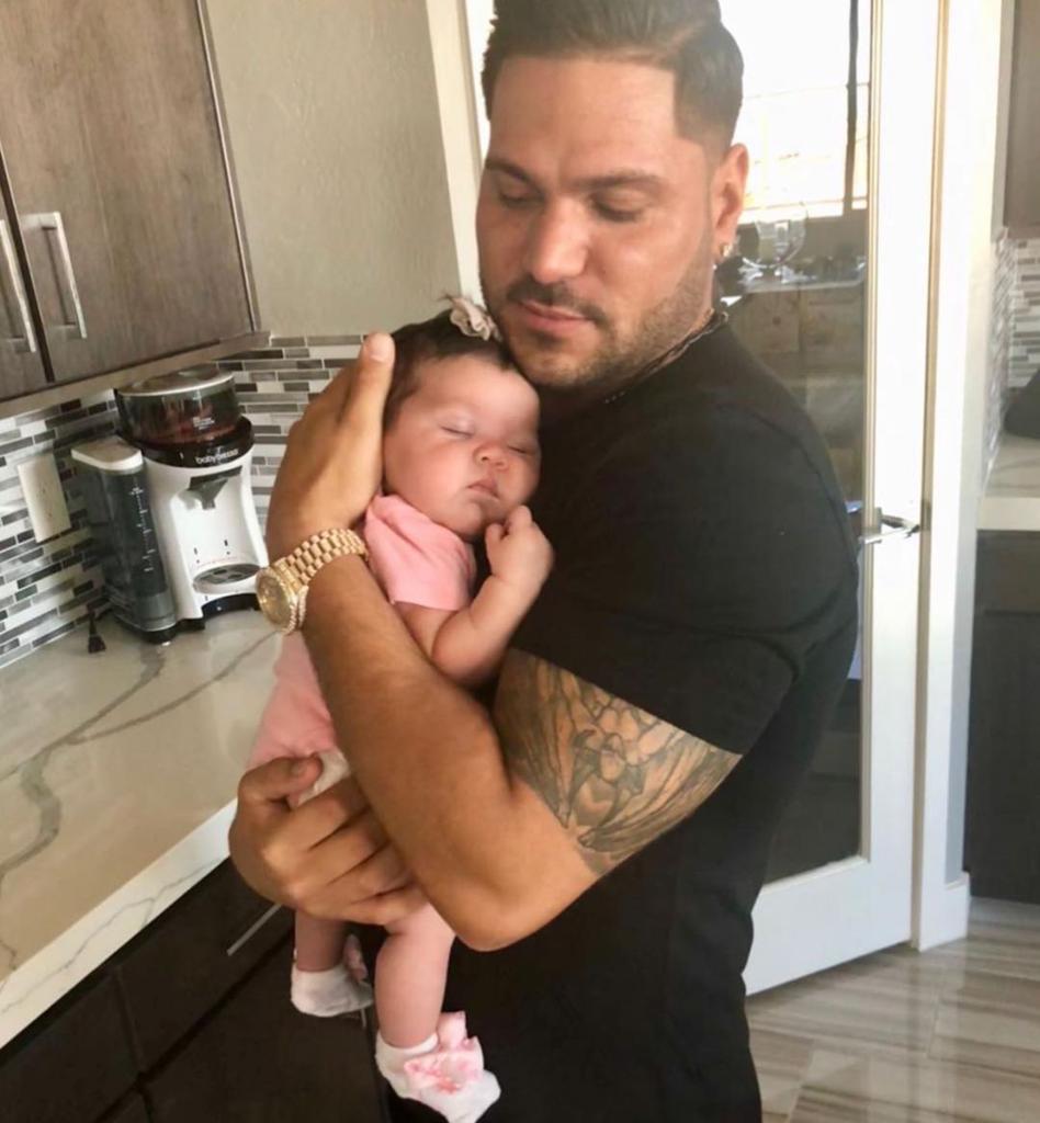 Ronnie Ortiz-Magro holds daughter Ariana