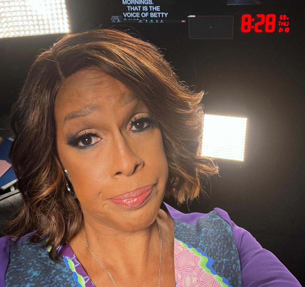 Gayle King selfie