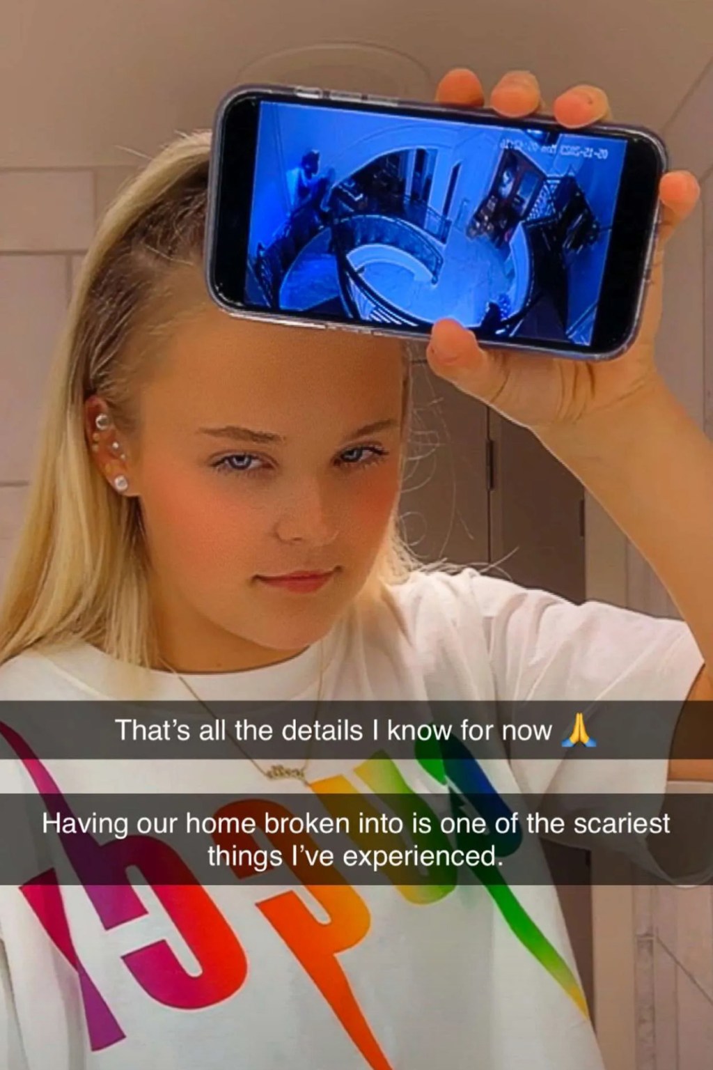 JoJo Siwa shared security camera footage of thieves breaking into her home on Monday while she was on a cruise.