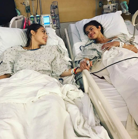 Francia Raísa and Selena Gomez in hospital beds.