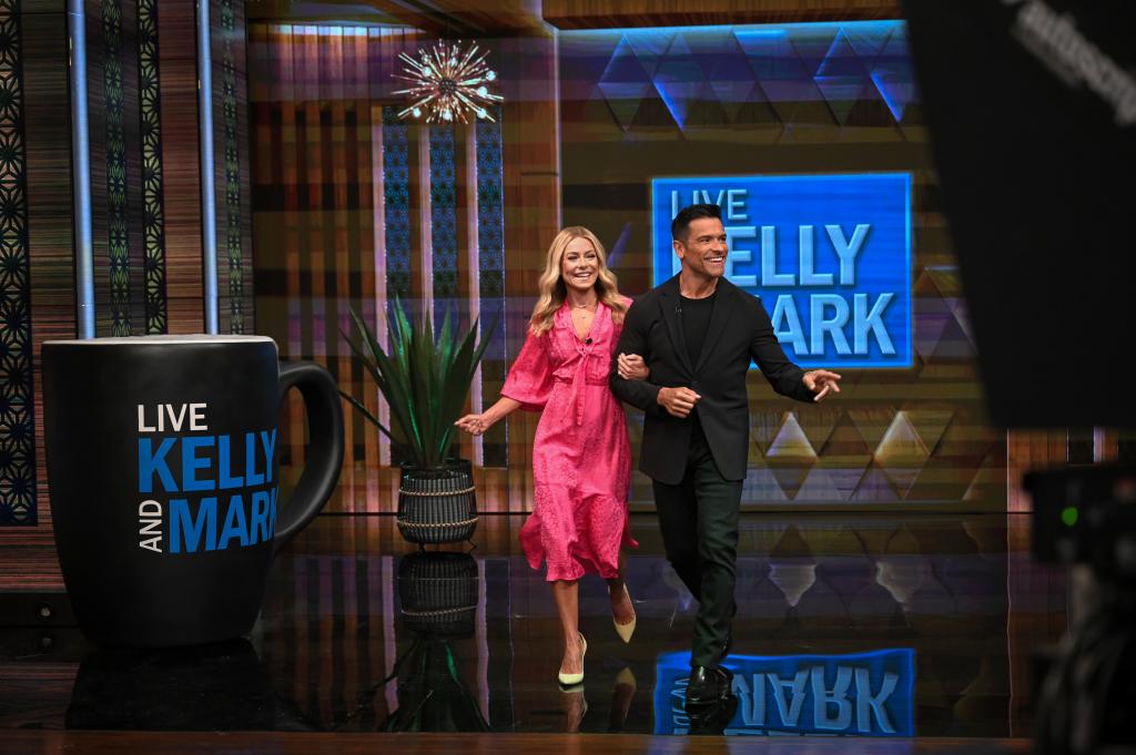 Mark Consuelos and Kelly Ripa on "Live with Kelly and Mark."