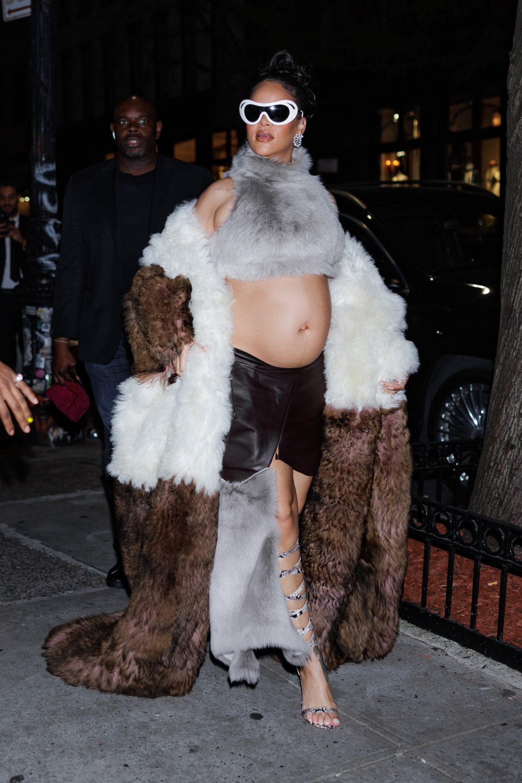 rihanna in fur 