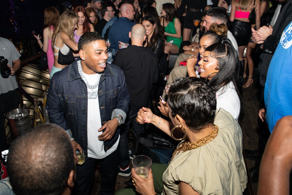 Ashanti and Nelly dancing at Marquee. 