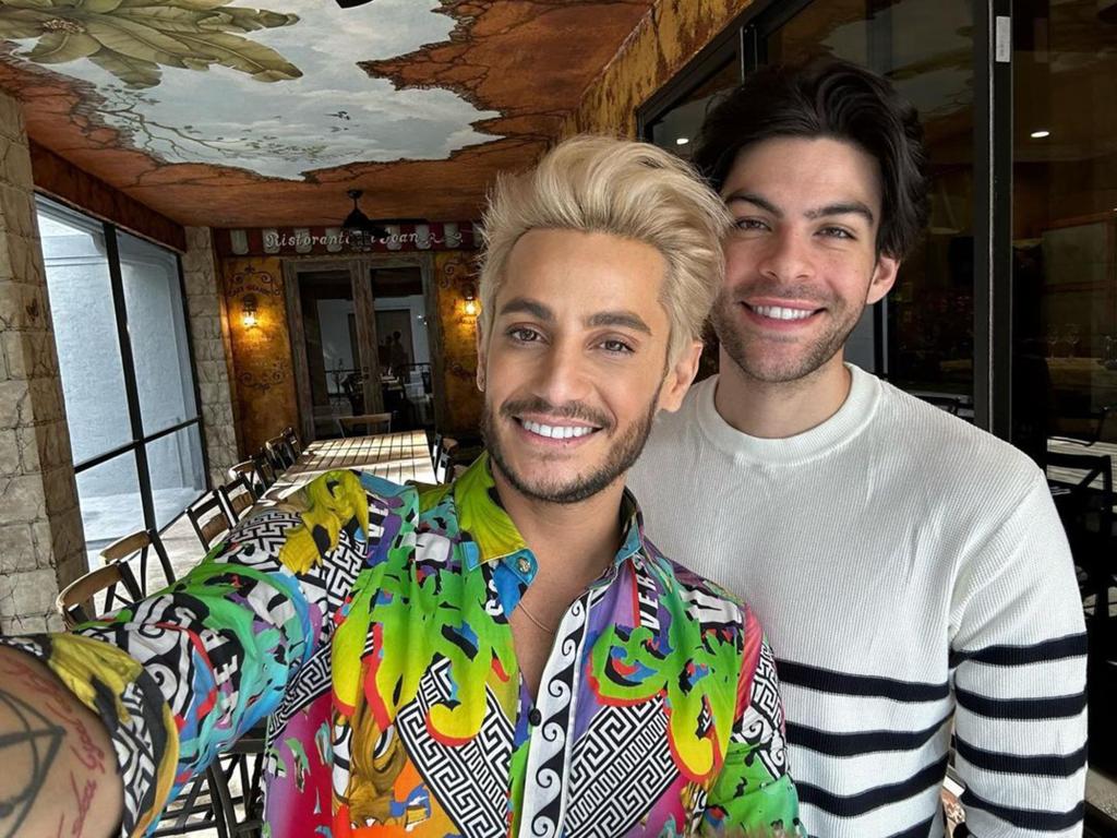 A selfie of Frankie Grande and Hale Leon.