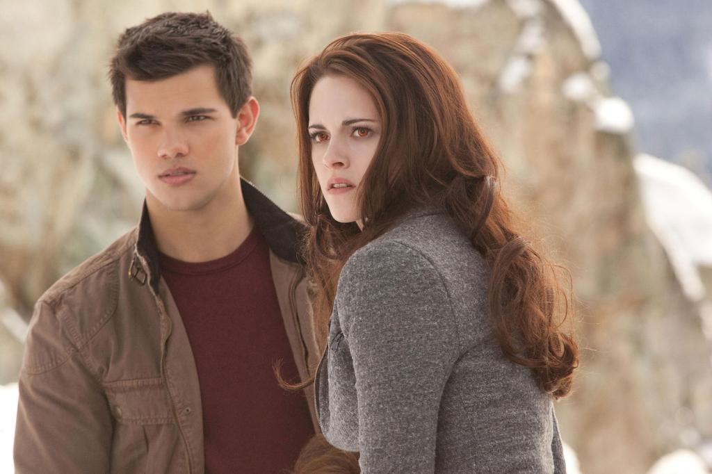 Kristen Stewart and Taylor Lautner in "Twilight."