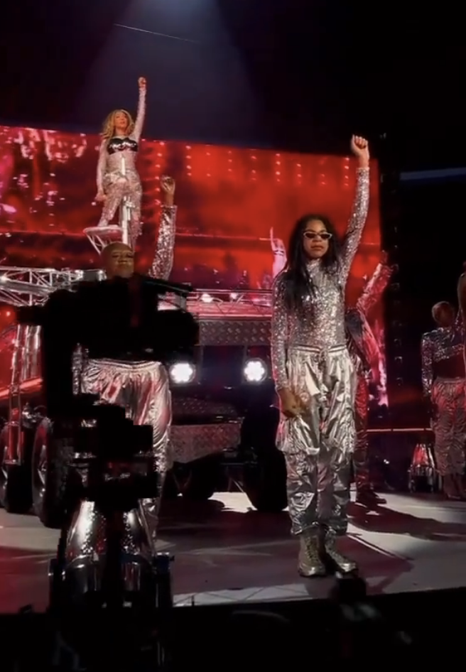 Blue Ivy dancing on stage with her mom, Beyoncé.