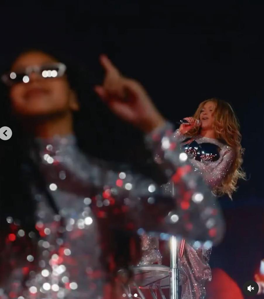 Blue Ivy dancing on stage with her mom, Beyoncé.