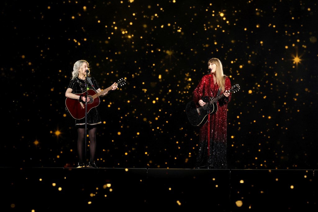 Taylor Swift and Phoebe Bridgers on stage together