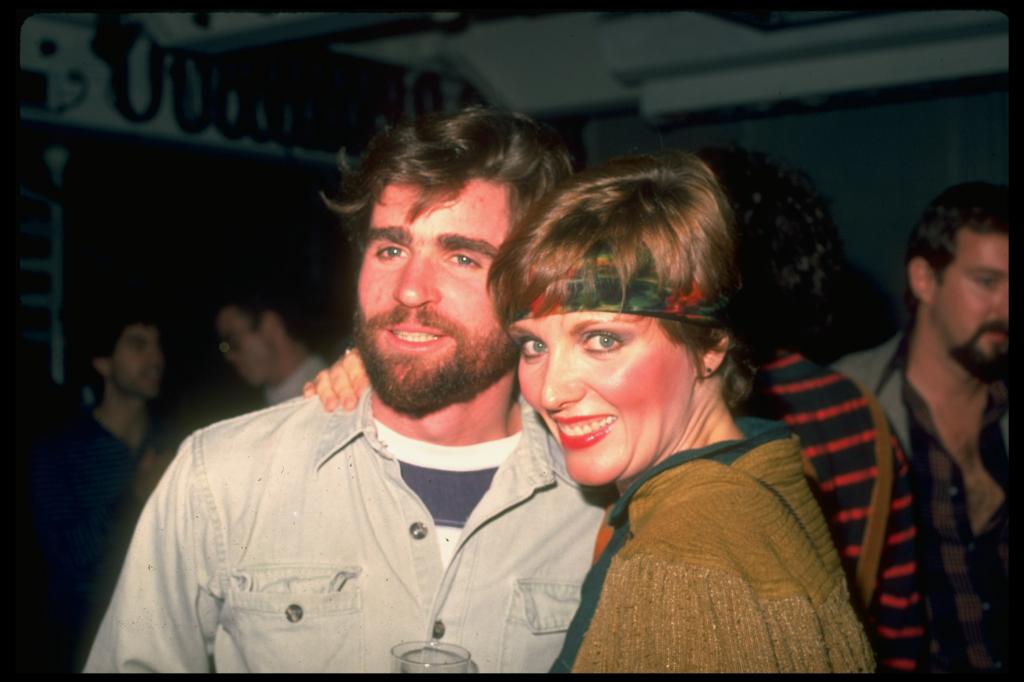 Williams and singer Maureen McGovern on Jan. 1, 1987