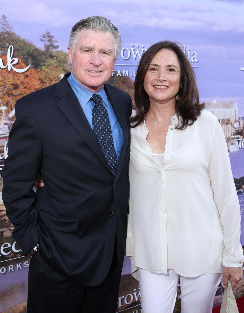 Suited Treat Williams poses on red carpet with Pam Van Sant