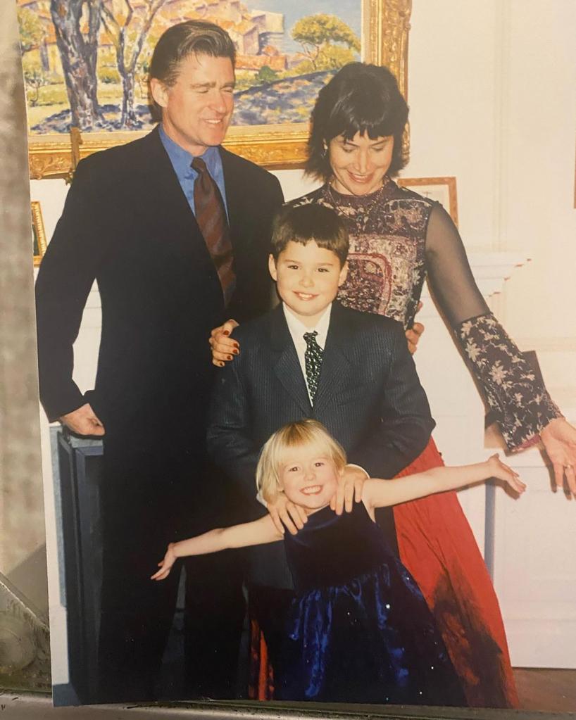 Treat Williams and Pam Van Sant with son Gill and daughter Ellie