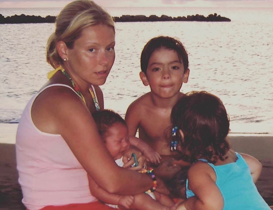 Kelly Ripa with her three kids