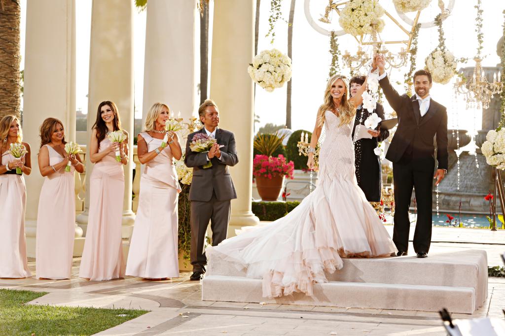 CJ Zucker, Hilda Pelaez, Heather Dubrow, Vicki Gunvalson, Ricky Santana, Tamra Judge, Eddie Judge standing at Tamra and Eddie Judge's wedding