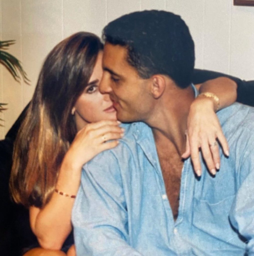 old photo of kyle richards and mauricio umansky with their arms around each other